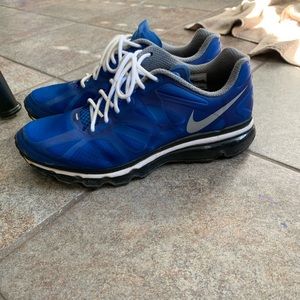 Nike air max’s